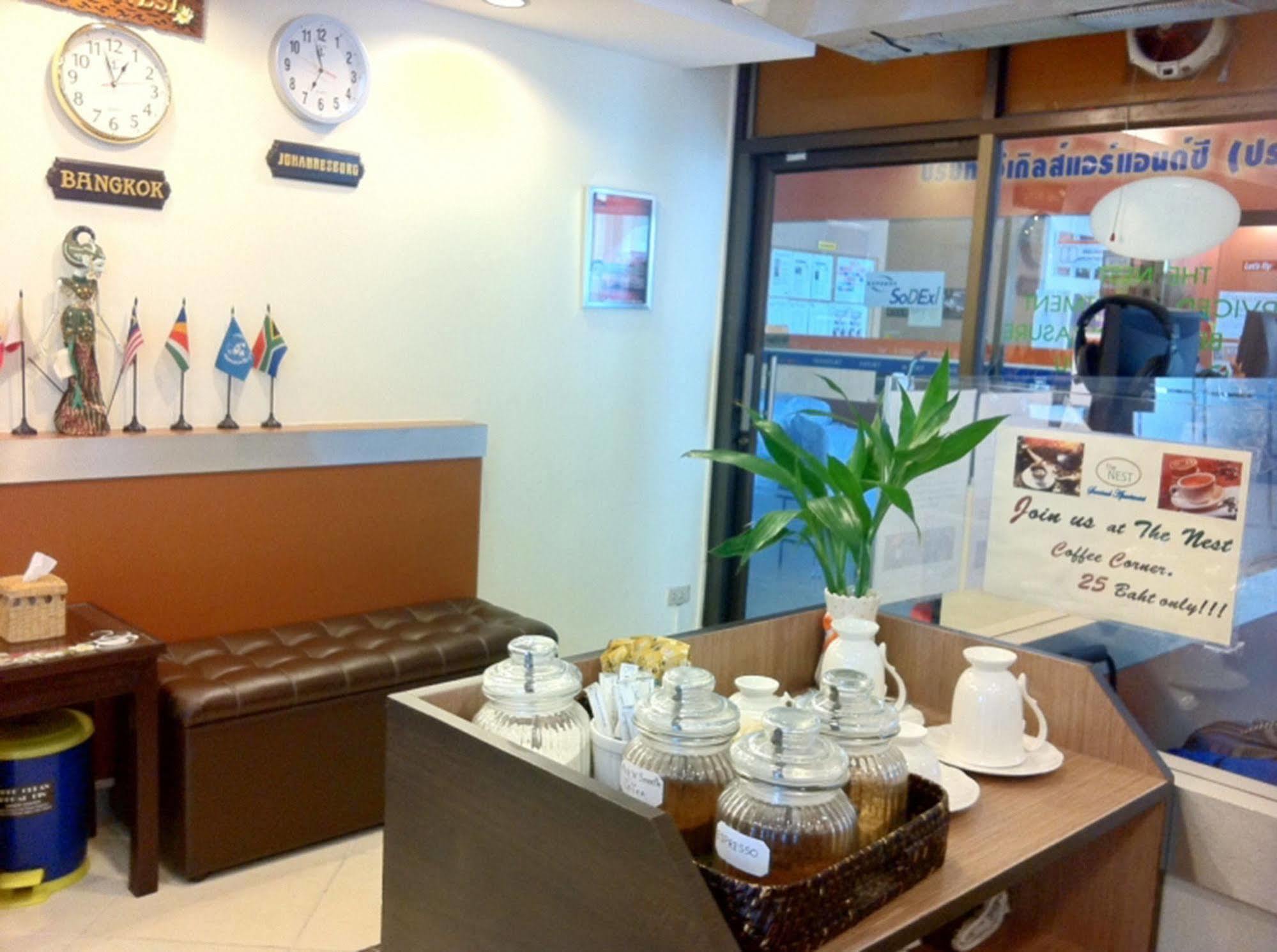 The Nest Serviced Apartment Банкок Екстериор снимка